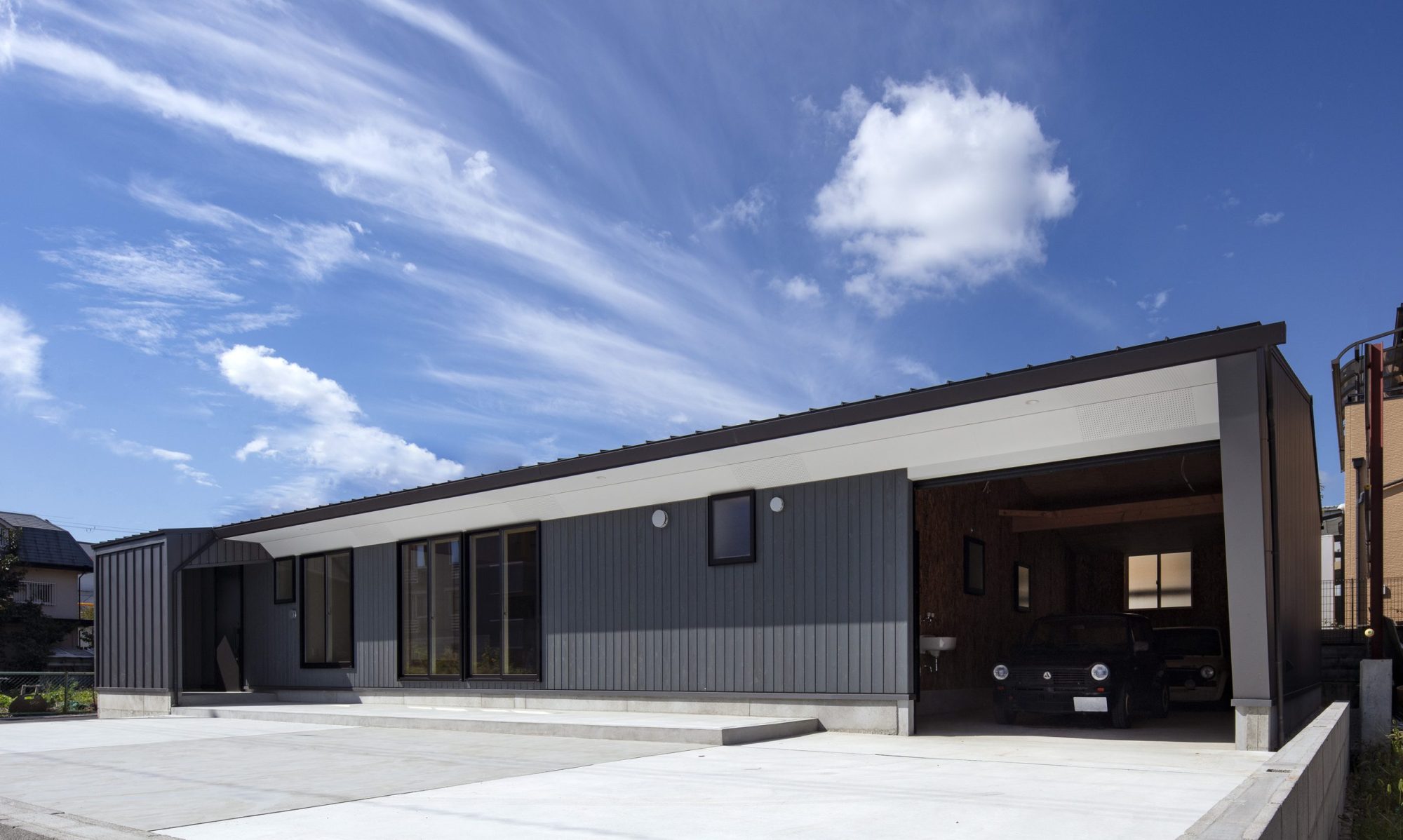 茨木ガレージハウス　平屋