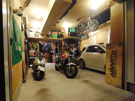 吹田・千里山のガレージハウス