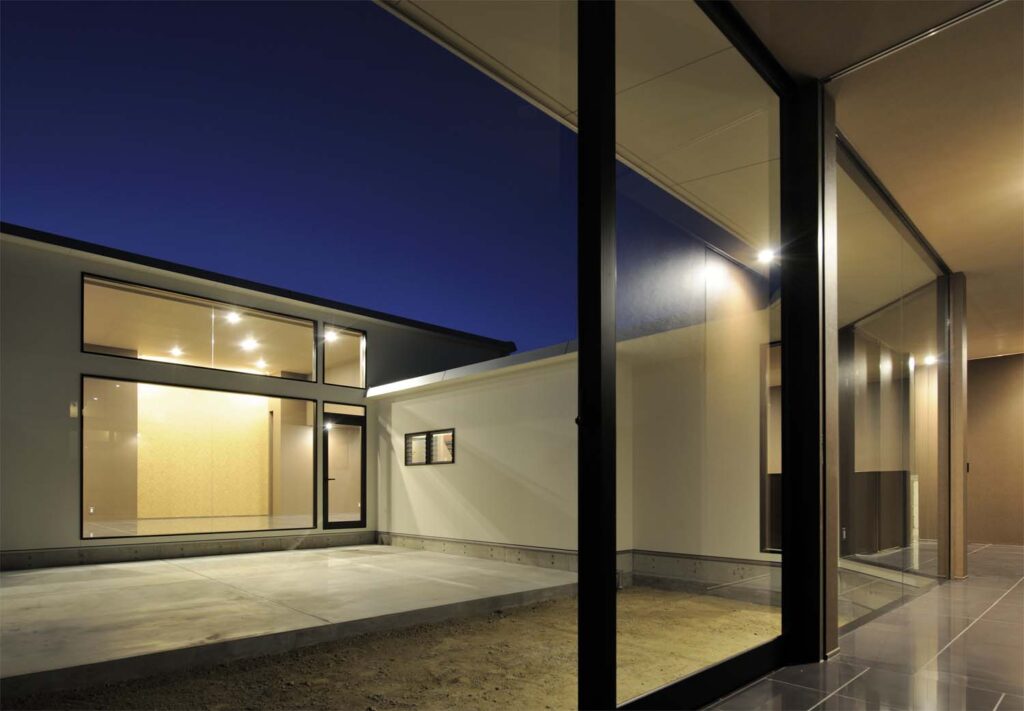 吹田・藤白台のガレージハウス