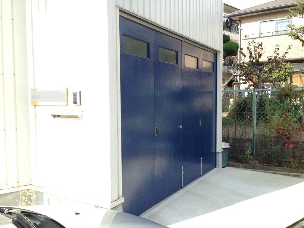 吹田・尺谷のガレージハウス