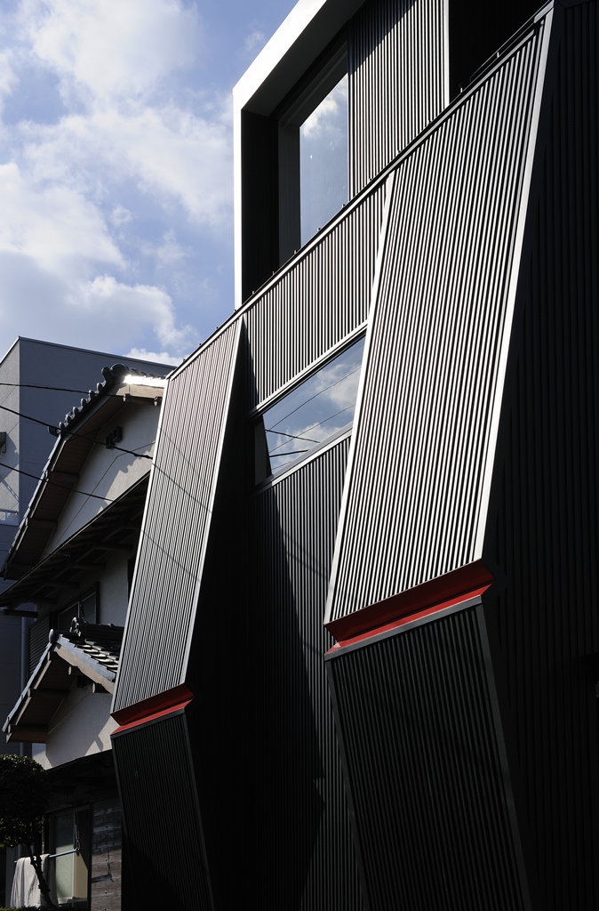 吹田・佐井寺のガレージハウス